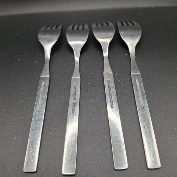 Oneida Lisbon Distinction Stainless Steel Dinner Forks Set Of 4 Vintage - Picture 5 of 6